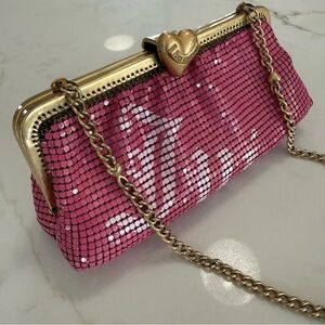 VTG Juicy Couture Y2K Pink Mini Clutch Purse Gold Frame Chain Strap Heart RARE